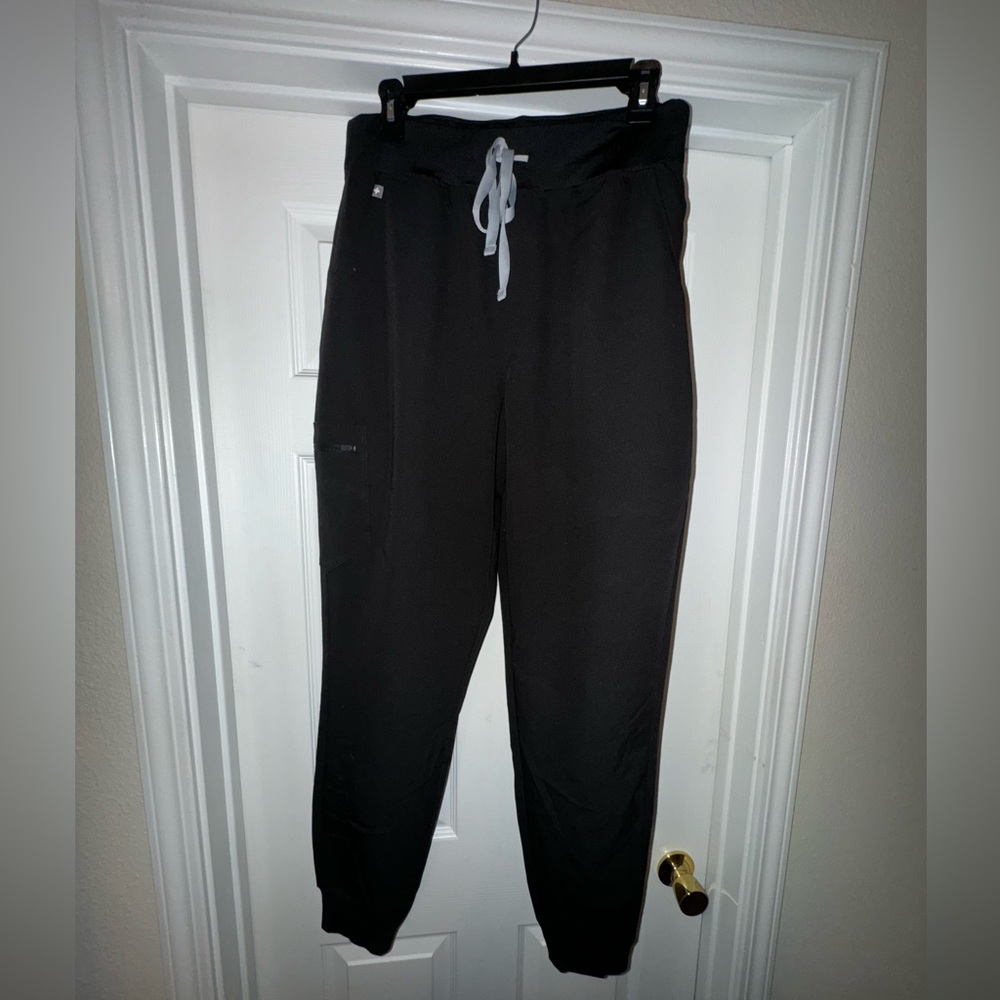 FIGS scrub jogger